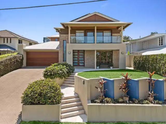 Cheap 4 BR 9 Belloy Street, Wavell Heights, QLD 4012