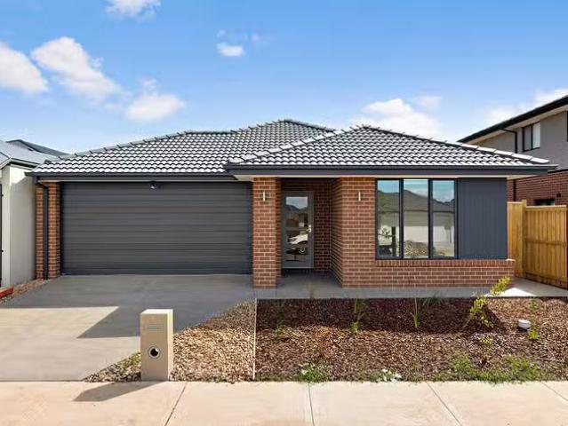 Cheap 4 BR 9 Nurture Street, Mambourin, VIC 3024