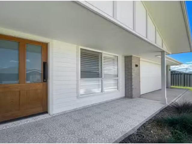 Charming 4 Shearman Street, Mudgee House for rent Listed by K.