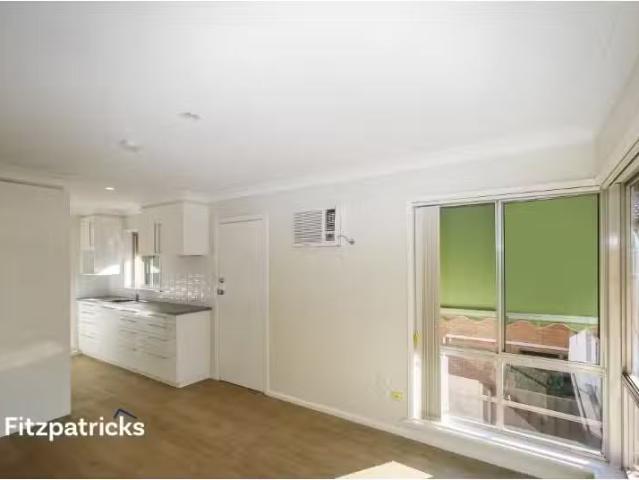 Unique 4A Mount Street, Kooringal House for rent Listed by Re.