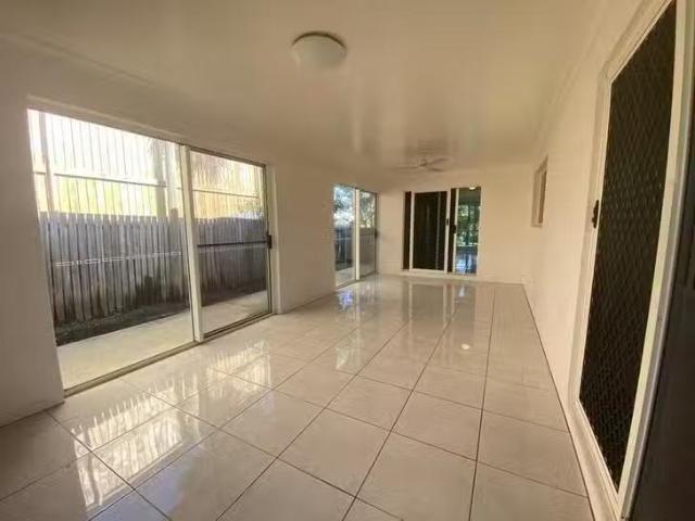Charming 4A Russell Street, Bowen, QLD 4805