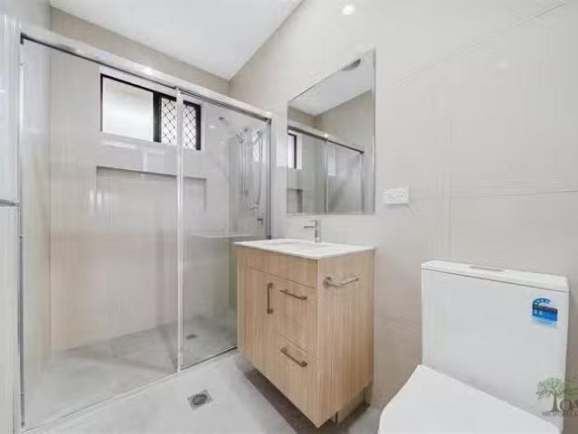 For Rent! 4B Furzer Street, Browns Plains, QLD 4118