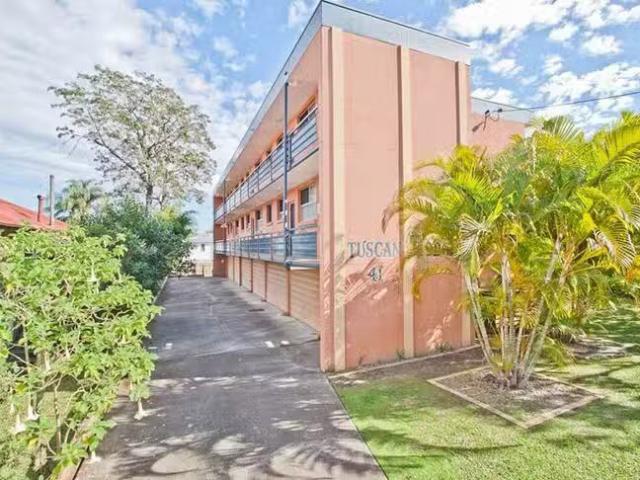 Rental! 5/41 Cameron Street, Fairfield, QLD 4103