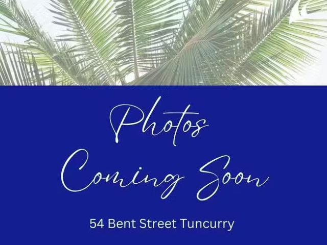Charming 54 Bent Street, Tuncurry, NSW 2428