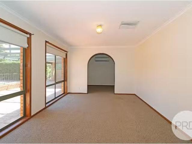 Cheap 55 Brunskill Road, Lake Albert House for rent Listed by.