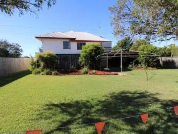 For Rent! 55 Clarendon Road, Lowood, QLD 4311