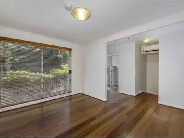 Nice 55 Willandra Crescent, Windale House for rent Listed by.