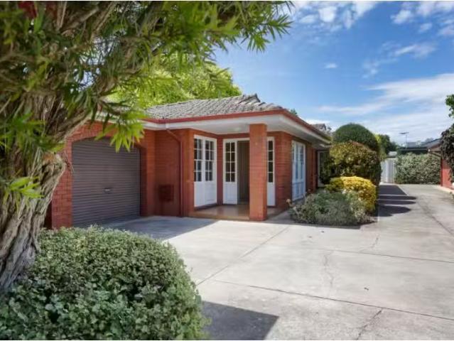 Unique 5/69 71 Clifton St, Malvern Apartment for rent Listed.