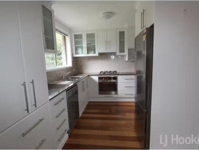 Deal! 56 Hellmund Street, Queanbeyan House for rent Listed by.