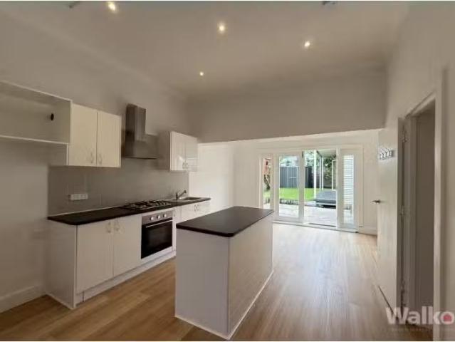 Rental! 56 Rodgers Street, Carrington House for rent Listed b.
