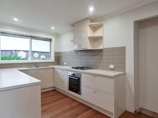 For Rent! 57 Landscape Drive, Mooroolbark, VIC 3138