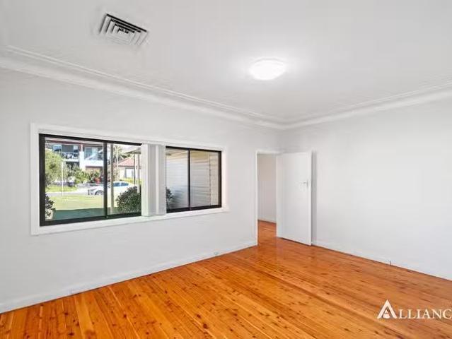 Cheap 57 Panorama Parade, Panania, NSW 2213