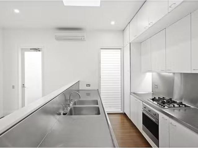 For Rent! 58 Thomas Street, Mc Mahons Point House for rent Li.