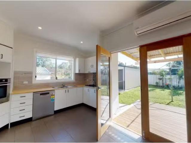 Cheap 59 Curtin Street, East Maitland House for rent Listed b.