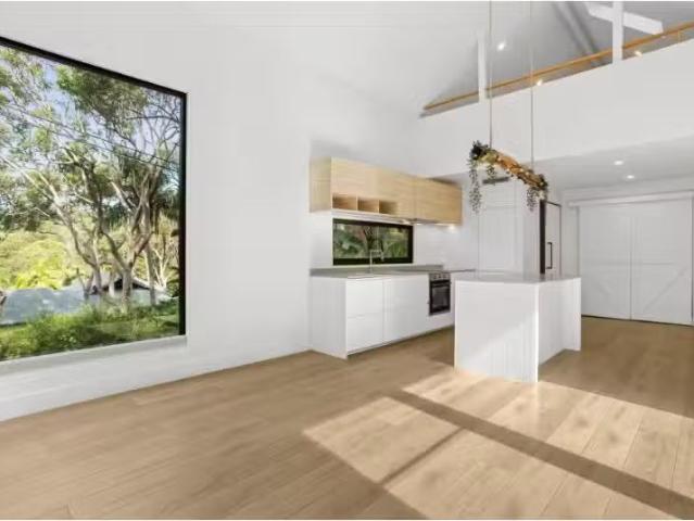 Cozy 59A Dress Circle Road, Avalon Beach Apartment for rent L.