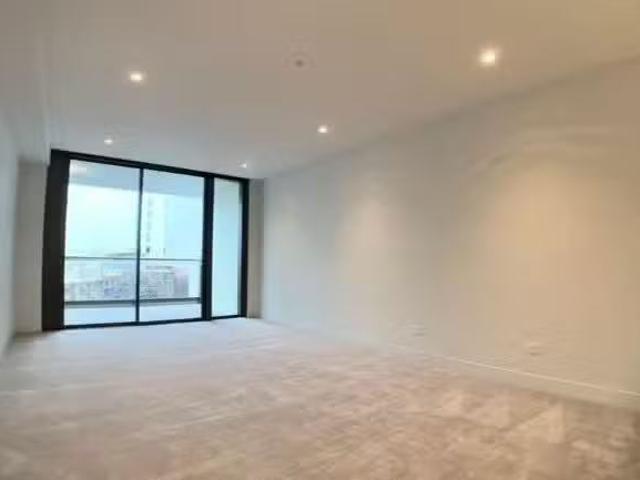Just in! 509/280 Albert Street, East Melbourne VIC 3002