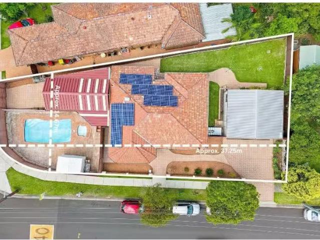 Unique 50 Flinders Street, Ermington House for rent Listed by.