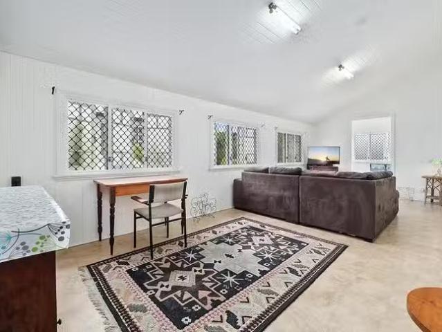 New 50 Grove Street, Parramatta Park, QLD 4870