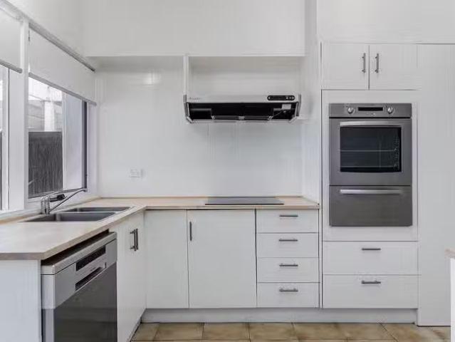 Cheap 5/10 Nerida Drive, North Haven, SA 5018