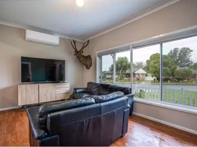 Cheap 512 Mutsch Street, Lavington House for rent Listed by K.