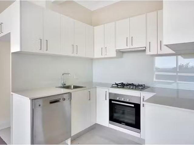 Just in! 5/149 Victoria Road, BELLEVUE HILL Apartment for rent.