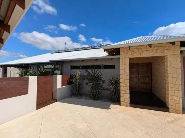 Cheap 51 Aldersyde Meander, Baldivis, WA 6171