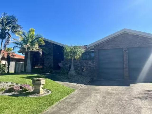 Deal! 51 Clerke Street, OLD BAR House for rent Listed by Rena.