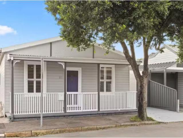 Cozy 51 Fleming Street, Wickham House for rent Listed by Alti.