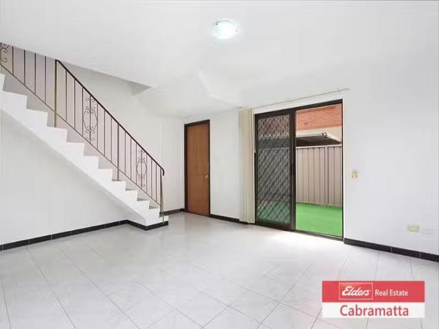 Unique 5/282 Sackville Street, Canley Vale Townhouse for rent.