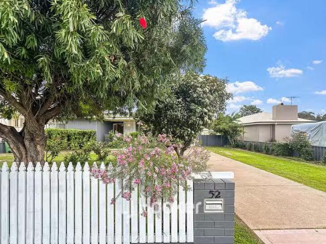 Cheap 52 Picton Road, East Bunbury, WA 6230