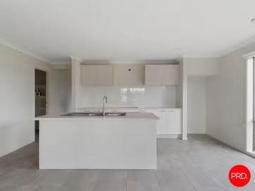 Cheap 52 Swanson Boulevard, Strathfieldsaye, VIC 3551