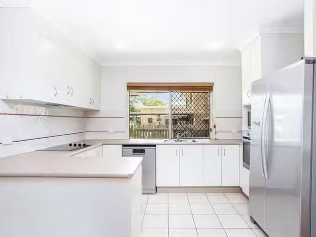 Just in! 5/35 Cedar Avenue, Taranganba, QLD 4703
