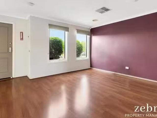 Deal! 5 Claire Court, Kurunjang, VIC 3337