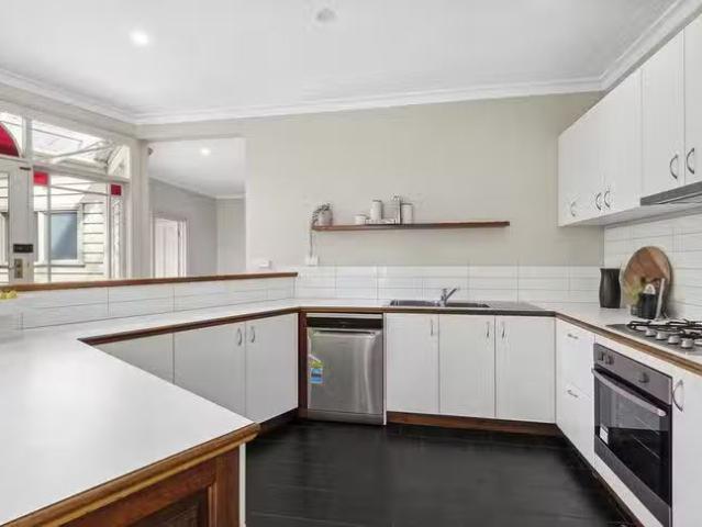 Just in! 5 Balliang Street, South Geelong, VIC 3220