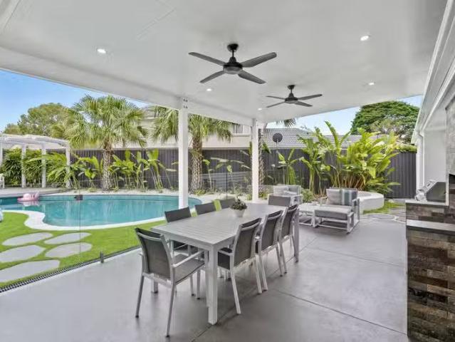 Deal! 5 BR 3 Bentleigh Court, Robina, QLD 4226 House for Rent