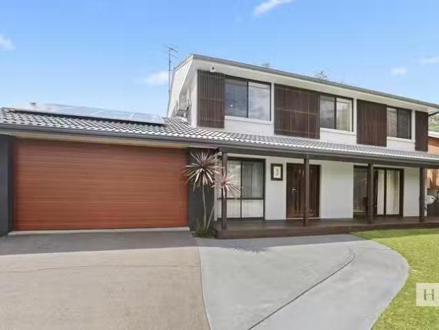 For Rent! 5 BR 3 Kendall Crescent, Norah Head, NSW 2263