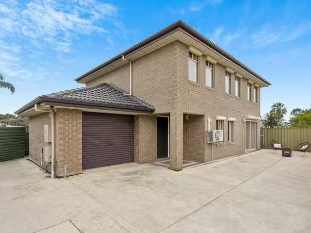 Rental! 5 BR 11B Cornwall Drive, Gulfview Heights, SA 5096