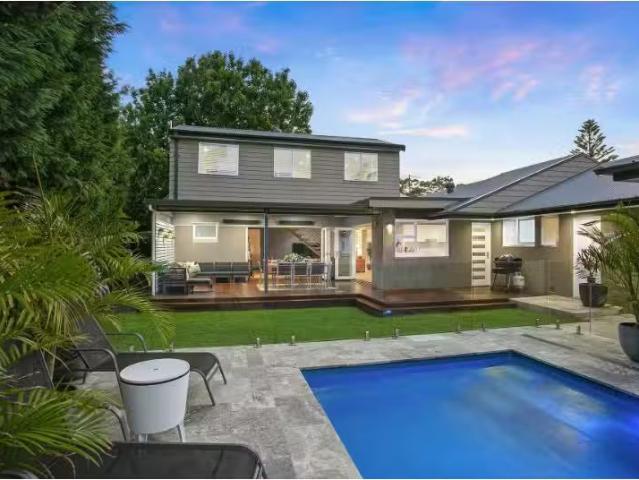 Unique 5 BR 12 Comeroy, Frenchs Forest House for rent Listed.
