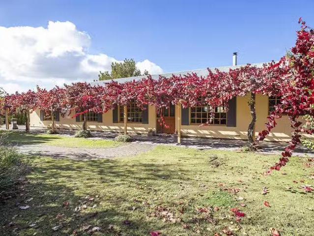 Cozy 5 BR 1/30 Norman Road, Willunga, SA 5172