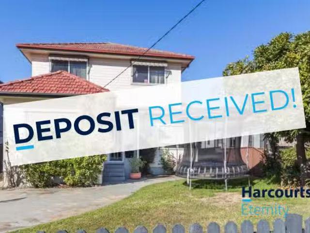 Charming 5 BR 18 Beaufort Street, NORTHMEAD, NSW 2152 House.