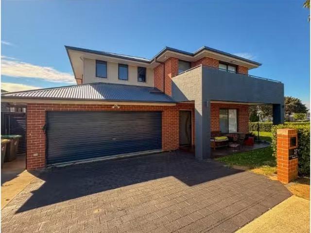 Unique 5 BR 27 Thorpe Circuit, ORAN PARK House for rent Liste.