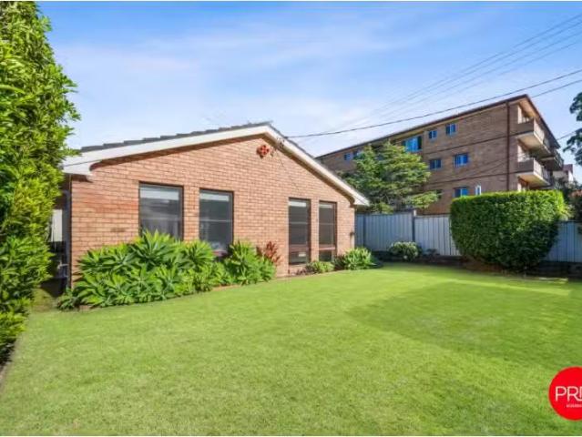 Deal! 5 BR 39 Woids Avenue, ALLAWAH House for rent Listed by.