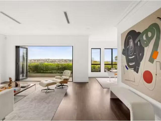 Nice 5 BR 44 Benelong Crescent, Bellevue Hill House for rent.