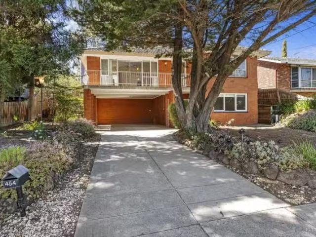 Charming 5 BR 454 Balwyn Road, Balwyn North VIC 3104 House A.