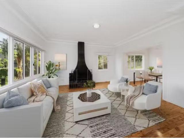 Just in! 5 BR 4 Valley Road, Forestville House for rent Liste.