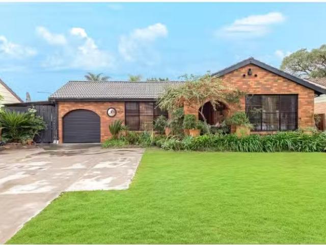 Rental! 5 BR 4 Spitfire Drive, Raby House for rent Listed by.