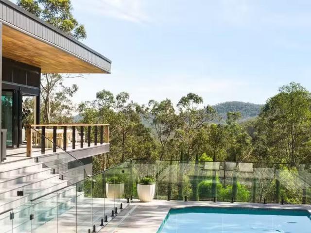 New 5 BR Maudsland, QLD 4210 House for Rent