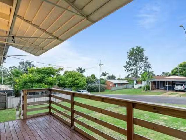 Just in! 5 Muscat Court, Wilsonton Heights, QLD 4350
