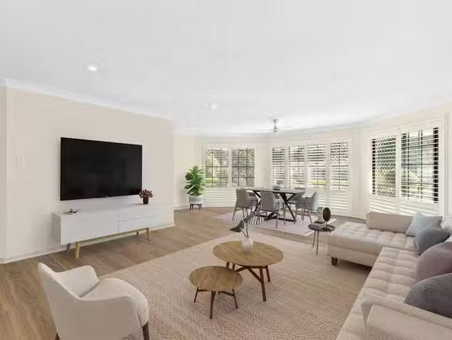 Cheap 5 Silky Oak Drive, Brookwater, QLD 4300
