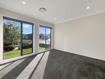 For Rent! 5 Quokka St, Throsby House for rent Listed by Holli.